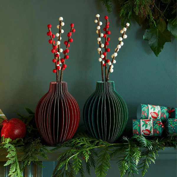 Image showing a display idea for the green paper vase.